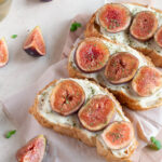 figs and cream cheese toast recipe